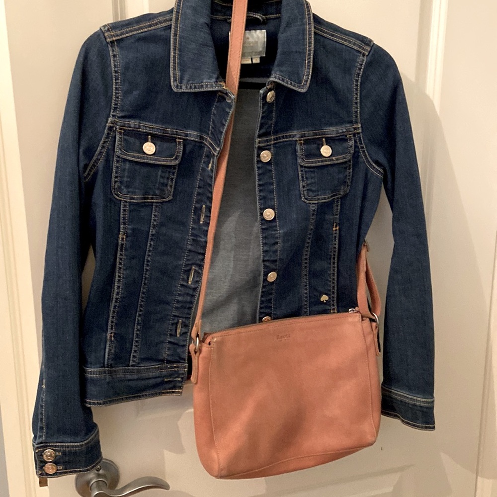 ROOTS Pink Leather Crossbody Bag with Adjustable strap
